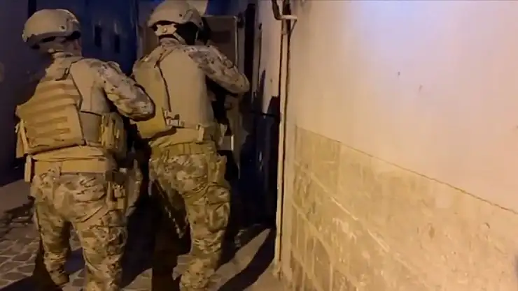 1044 şüpheliden 516'sı tutuklandı