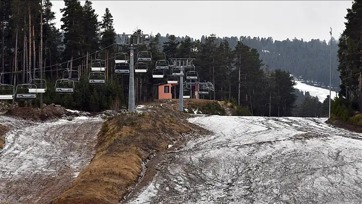 Sarıkamış Kayak Merkezi'nde sezon sona erdi