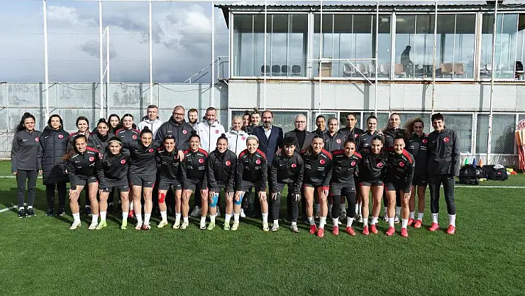 Kadın A Milli Takım, Sivas'ta hazırlıklara başladı