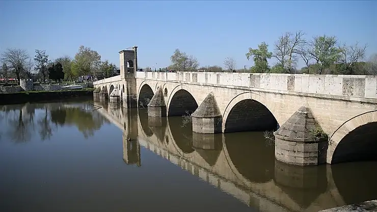 Bahar yağışları Meriç ve Tunca nehirlerini artırdı