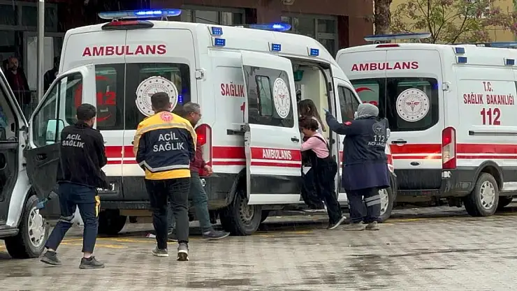 15 öğrenci yedikleri şekerden zehirlendi