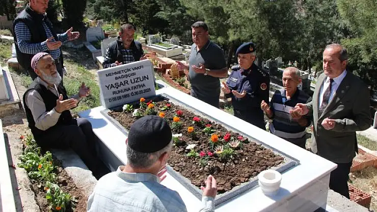 Mehmet Vakfı mezarını yaptırdı