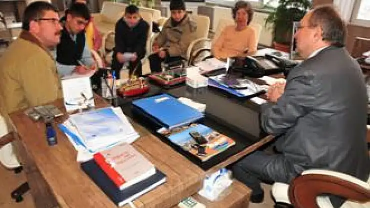 Öğrenciler Sordu, Burma Cevapladı