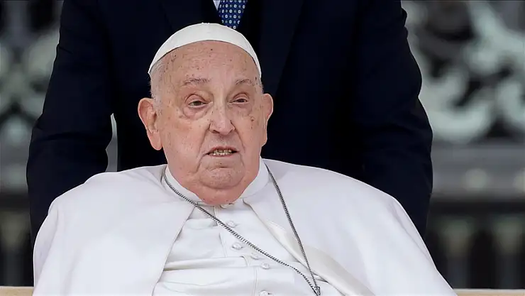 Papa Franciscus hayatını kaybetti
