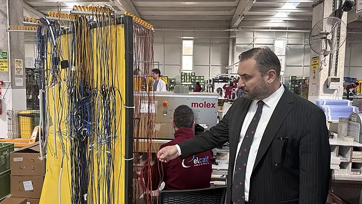 'Eve Dönüş' projesiyle memleketine kurduğu fabrikada yüzlerce kişiyi istihdam ediyor