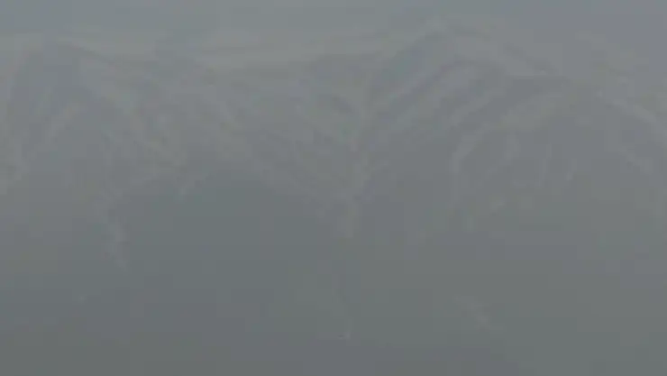 Cilo Dağları, toz bulutundan kaybolmuş durumda