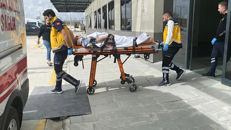 Çatı ustası inşaattan düştü