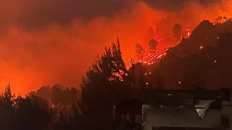 Tel Aviv'de 2 yerleşim yeri boşaltıldı