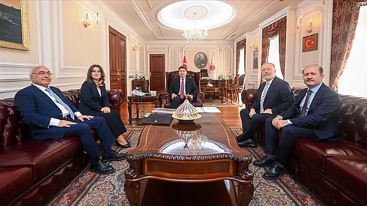 Adalet Bakanı Tunç, DEM Parti heyetini kabul etti