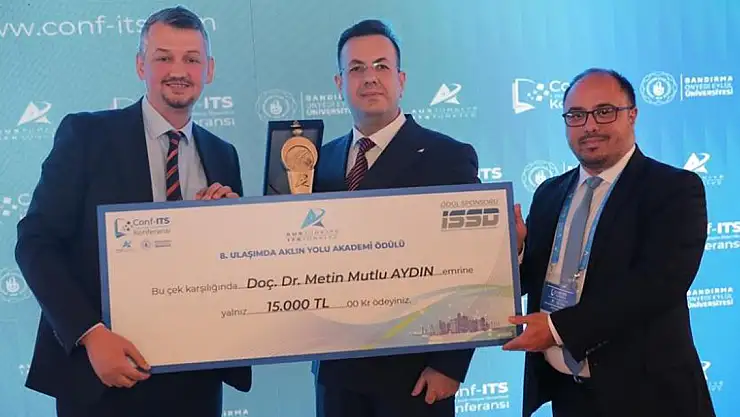 OMÜ'ye 'Yılın En İyi Yayını' ödülü