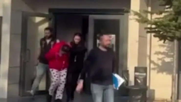 Fatih'te bakıcı, baktığı bebeği darp etti