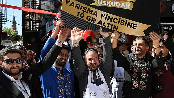 5 dakikada 11 metre börek yedi