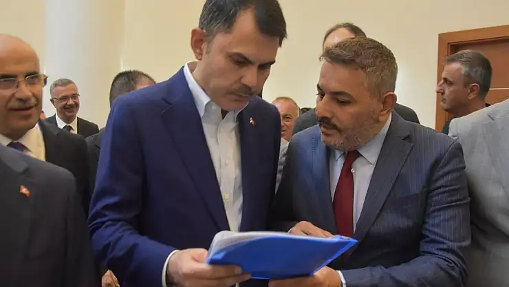 Bakan Kurum'a Malatya'nın taleplerini sunuldu.