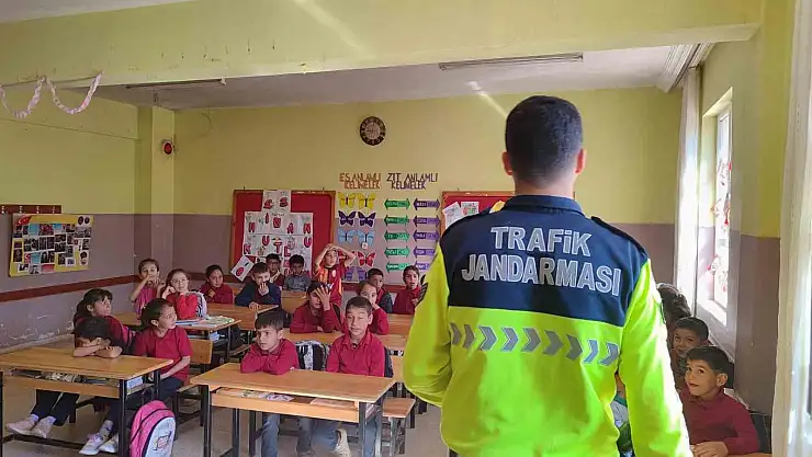 125 öğrenciye güvenli trafik eğitimi