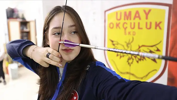 Milli okçu Dilara Ecem Deniz'in hedefi dünya şampiyonluğu