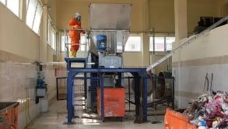 Tıbbi atıklar bertaraf ediliyor