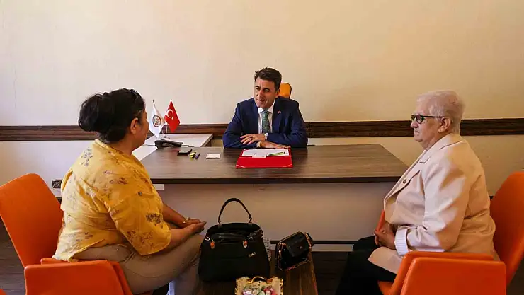 Açık Kapı' uygulaması kapsamında vatandaşlarla buluştu