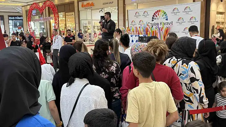 Anneler Günü'nün düzenlediği etkinliklerle kutladı