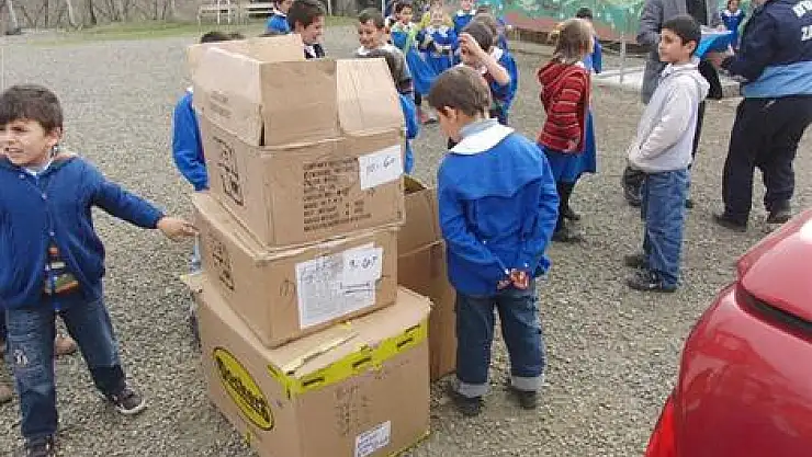 Baba Hacı İsmail Öztürk Hayrına 1.000 Çift Ayakkabı