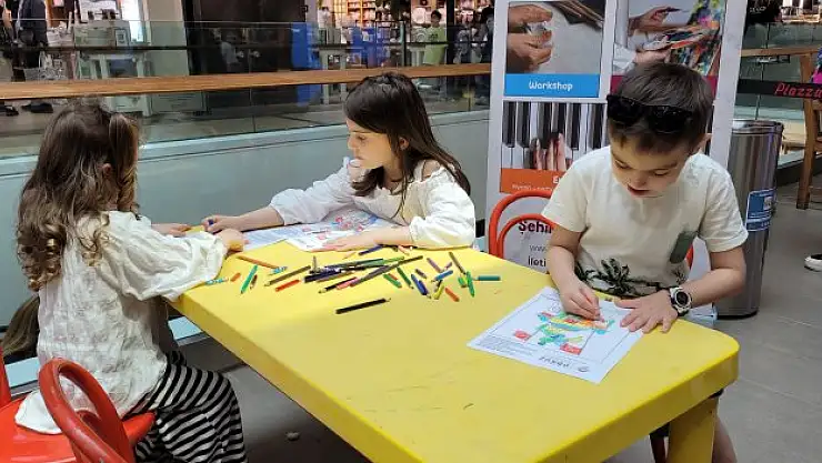 Çocuklar Resimle Değerlerini Çizdi