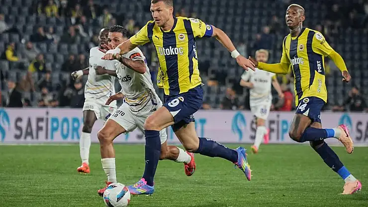 Edin Dzeko, bu sezonki 21. golünü kaydetti