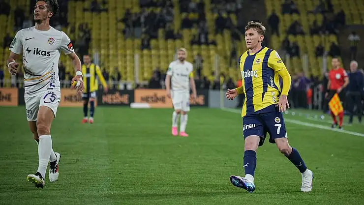 Burak Kapacak, bu sezon ilk kez oynadı