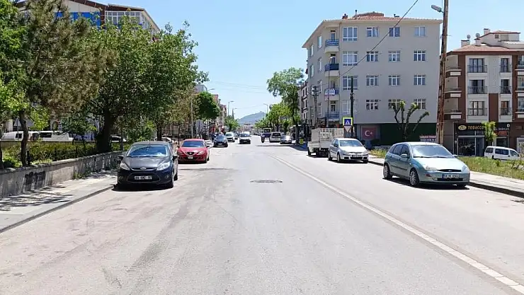 Yaşlı kadın ayaklarından yaralandı