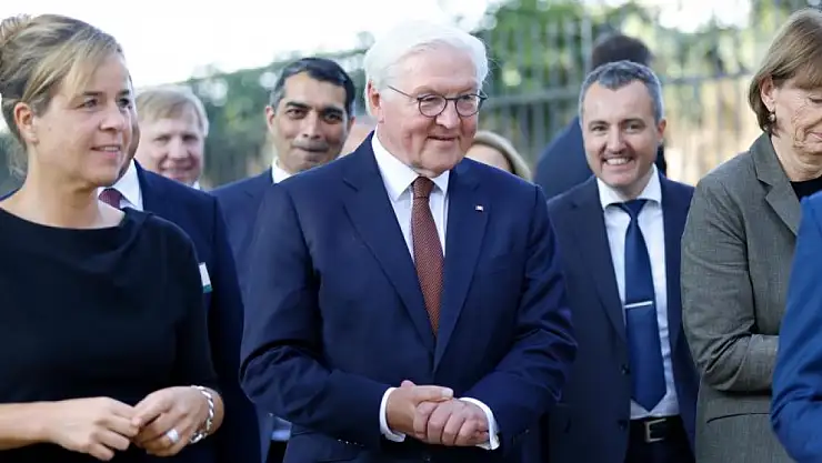 Almanya Cumhurbaşkanı Steinmeier'den Türk derneğine ziyaret