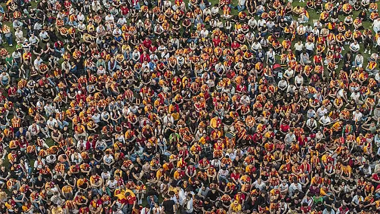 Galatasaray, 25. şampiyonluğunu kutluyor