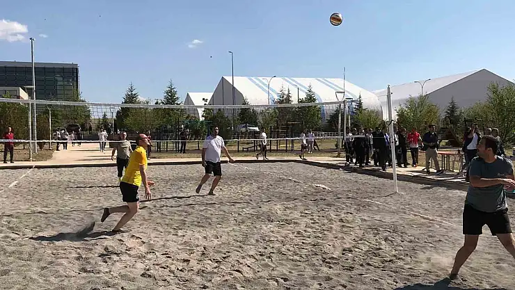 Voleybolu heyecanı yaşandı