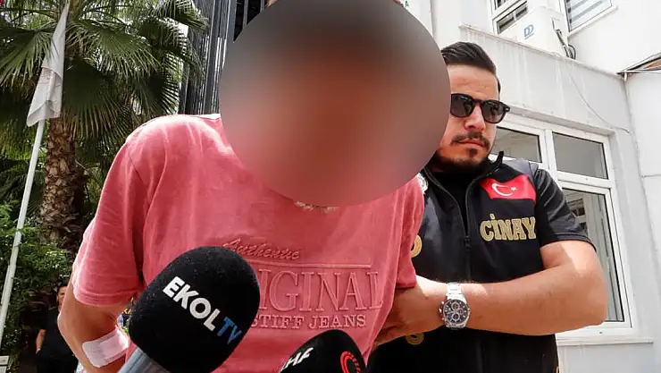 Öz oğlunu 25 bıçak darbesi ile öldüren baba tutuklandı