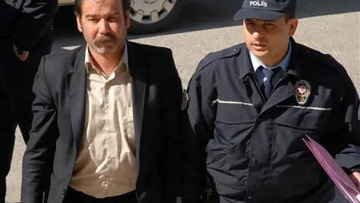 Hakimin Odasına Giren Sahış Gözaltına Alındı