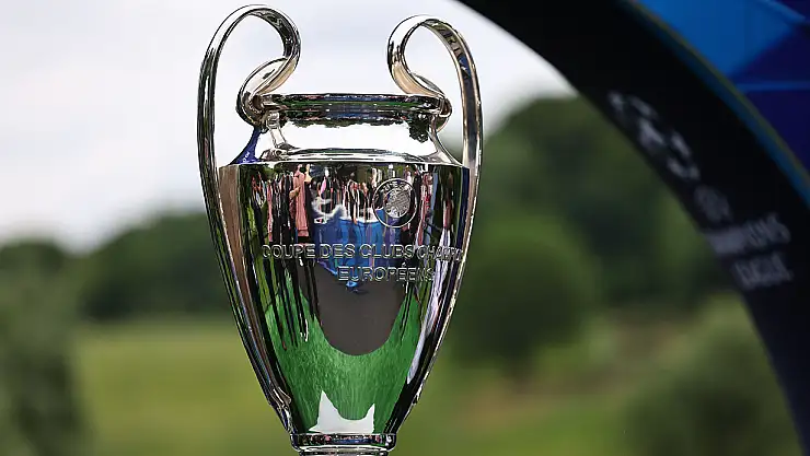 Kupa sahibini buluyor