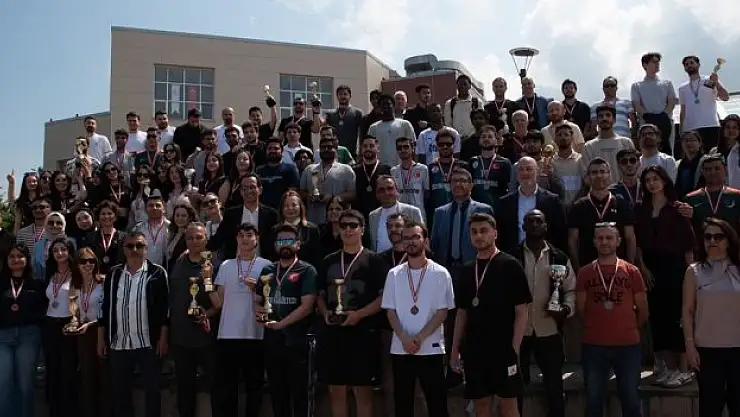 OMÜ'de Kupa Töreni