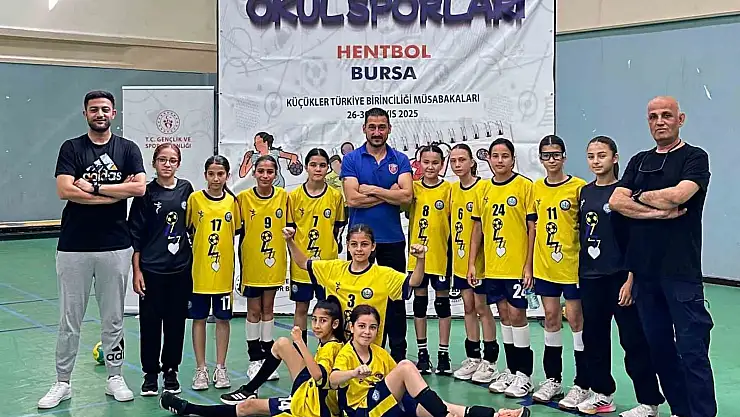 Ali Oğuz Konuk Ortaokulu Türkiye şampiyonu