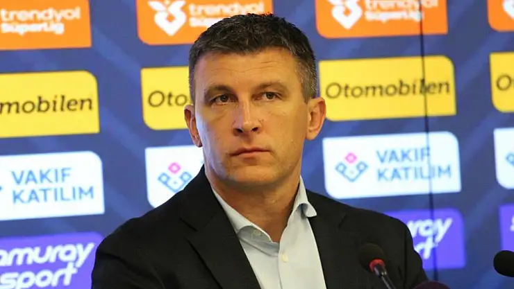 Kayserispor'da Jakirovic ile yollar ayrılıyor