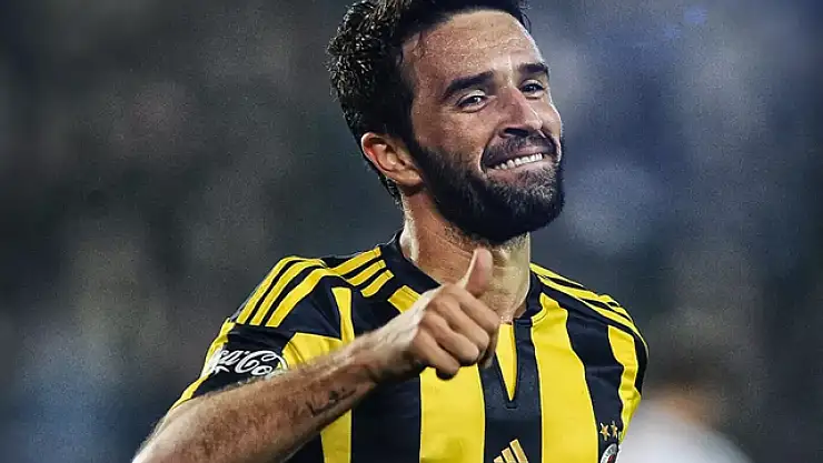 Gökhan Gönül Fenerbahçe'ye geri dönüyor