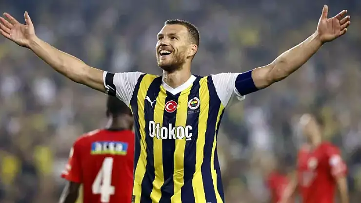 Edin Dzeko, Fenerbahçe'de tarihe geçti