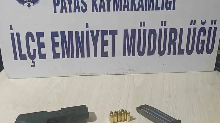 Denetlemelerde üzerlerinden ruhsatsız silah çıktı