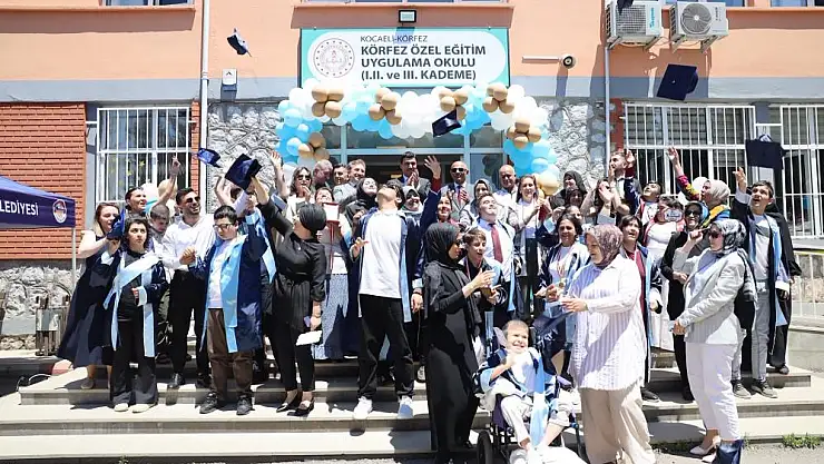 Özel çocuklarla mezuniyet sevinci yaşandı