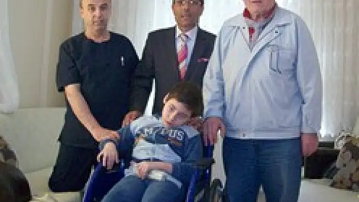 9 Yaşımdaki Enes'in Tekerlekli Sandalye Sevinci