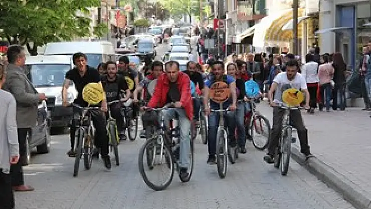Gençlik Muhalefeti'nden Bisikletli Eylem
