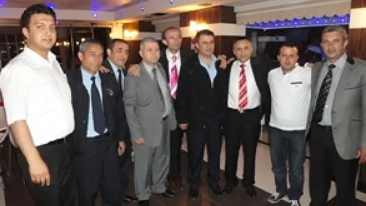 Veda yemeğinde buluştular