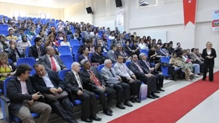 Hukuk Biliminin Güncel Sorunları tartışıldı