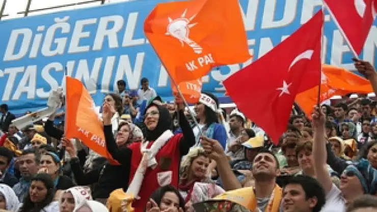 Gençlik Şöleninde Trabzon'u Samsun kurtardı