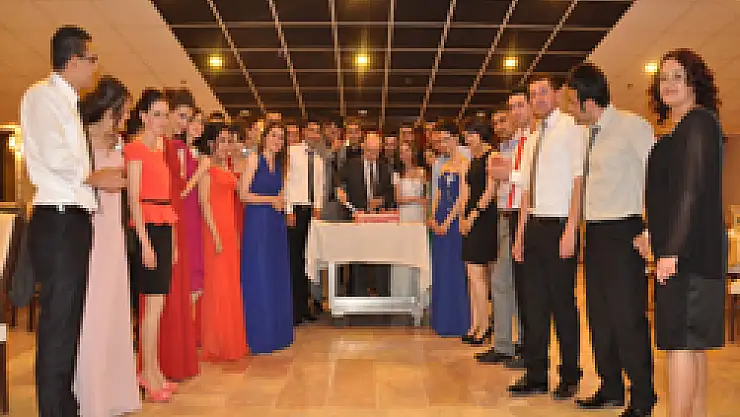 OMÜ Sosyal Bilgiler de veda hüznü