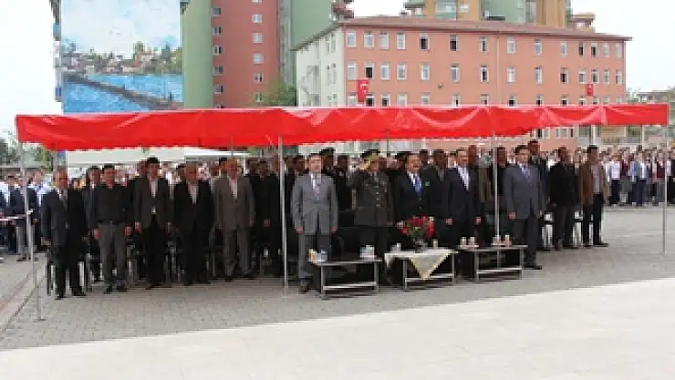 19 Mayıs Okullarda kutlandı