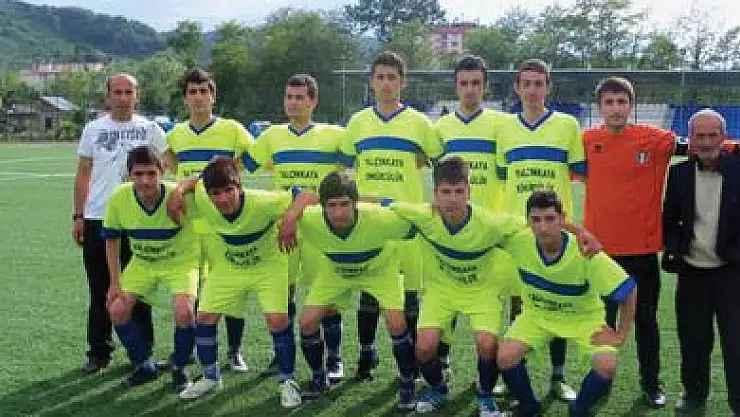 Beyyenicespor ezdi geçti: 3-2