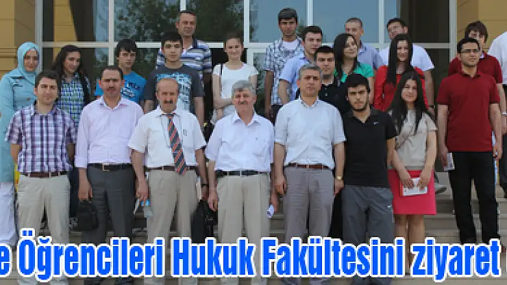 Lise Öğrencileri Hukuk Fakültesini ziyaret etti