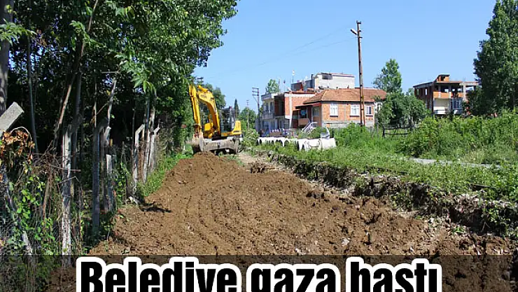 Belediye gaza bastı vatandaş bu işe şaştı
